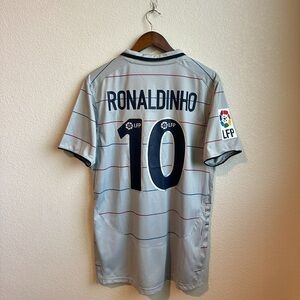 FC Barcelona 2003/04 Away Jersey - Ronaldinho - La Liga Patch